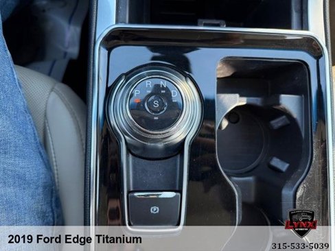 Used 2019 Ford Edge Titanium w/ Equipment Group 301A image 12