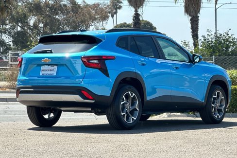 New 2025 Chevrolet Trax LT image 4
