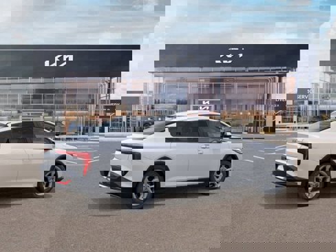 New 2025 Kia K4 LXS image 6