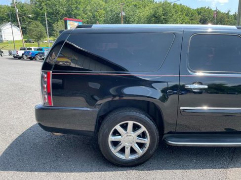Used 2008 GMC Yukon XL Denali image 8