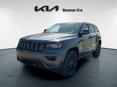 Used 2021 Jeep Grand Cherokee Laredo X image 1