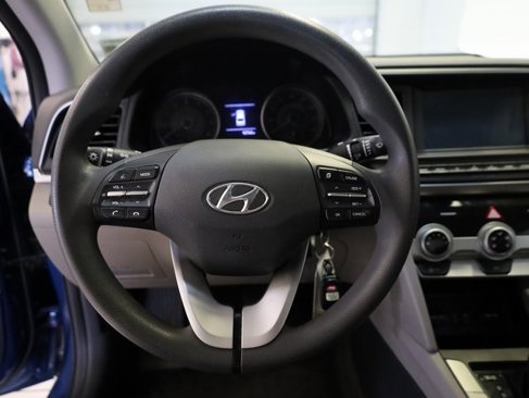 Used 2019 Hyundai Elantra SEL image 8