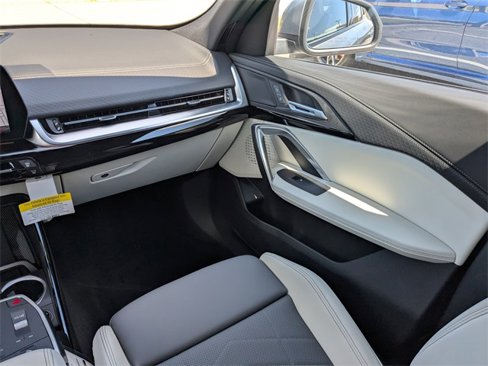 New 2026 BMW X2 xDrive28i w/ Technology Package image 17