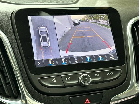 Used 2021 Chevrolet Equinox Premier image 23