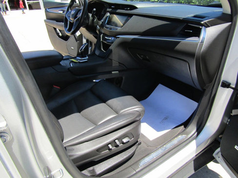 Used 2017 Cadillac XT5 Luxury image 18