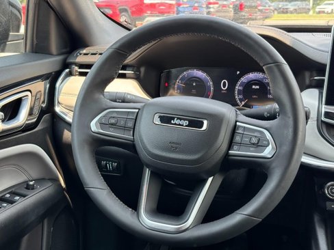 Used 2023 Jeep Compass Limited w/ Elite Group image 10