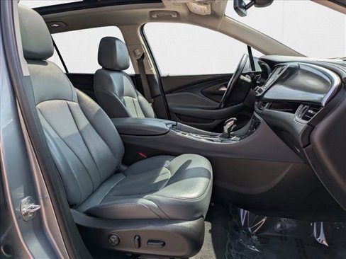 Used 2020 Buick Envision Premium w/ Driver Confidence Package image 18