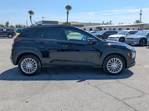 Certified 2021 Hyundai Kona SEL w/ Cargo Package image 4