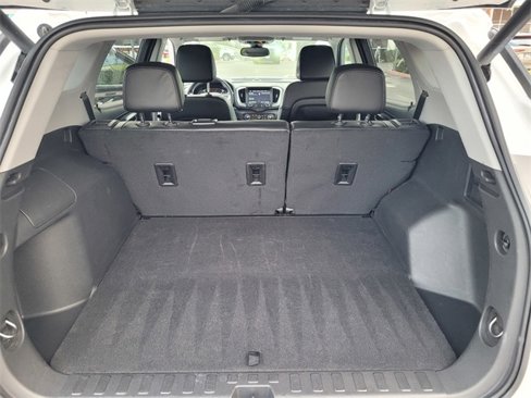 Used 2024 GMC Terrain SLT image 27