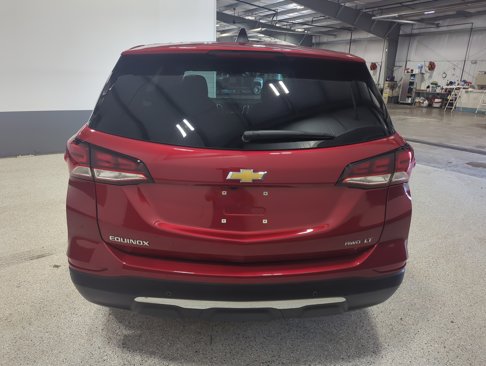 Used 2023 Chevrolet Equinox LT image 4