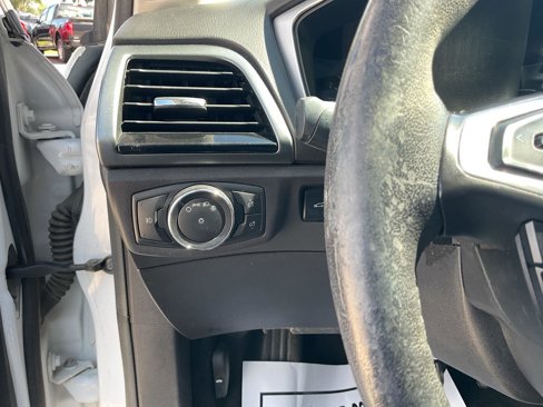 Used 2016 Ford Fusion SE w/ Equipment Group 201A image 14