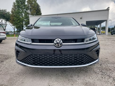 Used 2025 Volkswagen Jetta S image 3