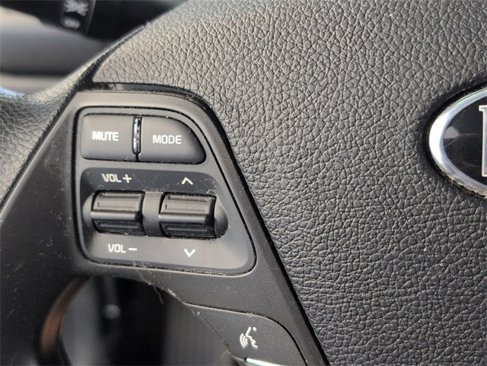 Used 2018 Kia Forte LX w/ LX Popular Package image 21