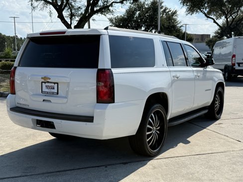 Used 2019 Chevrolet Suburban LT image 5