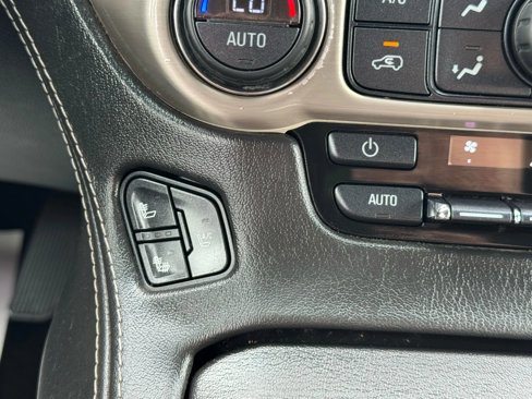 Used 2016 GMC Yukon XL Denali w/ Open Road Package image 23