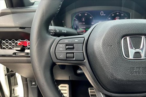 Used 2023 Honda Accord Sport image 10