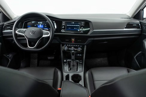 Used 2024 Volkswagen Jetta SE w/ Panoramic Sunroof Package image 10