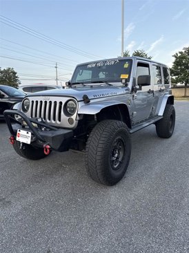 Used 2014 Jeep Wrangler Unlimited Rubicon w/ Connectivity Group image 2
