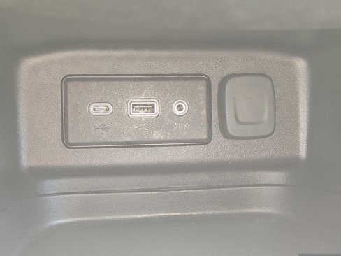 Used 2024 Chevrolet Equinox LT image 24
