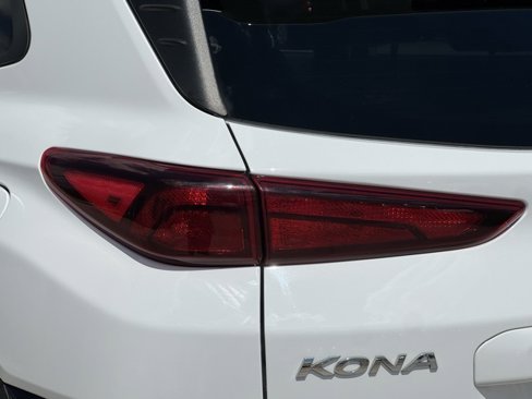 Used 2022 Hyundai Kona SEL image 11