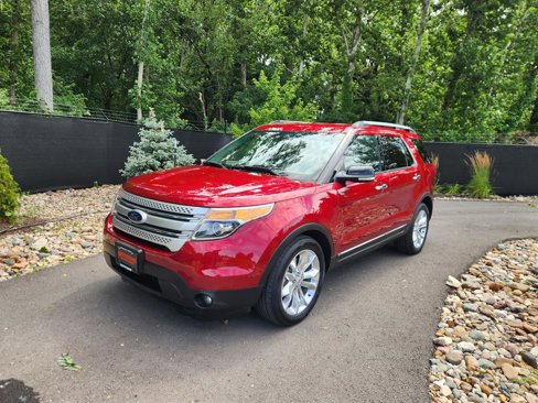 Used 2014 Ford Explorer XLT w/ Equipment Group 202A image 1