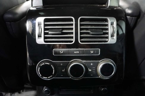 Used 2016 Land Rover Range Rover HSE image 19