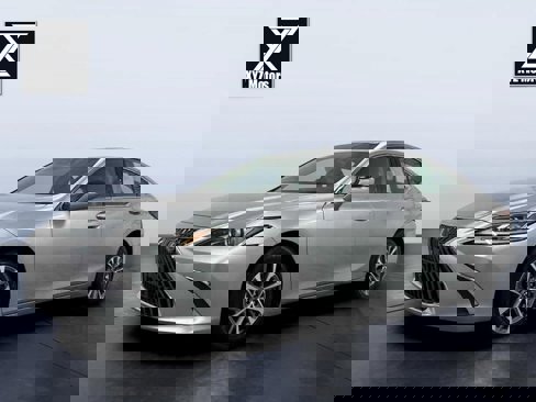 Used 2022 Lexus ES 250 image 2