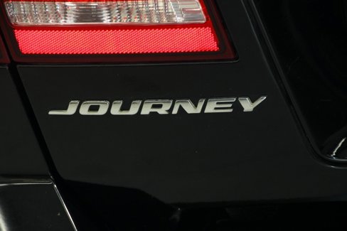 Used 2019 Dodge Journey SE image 5