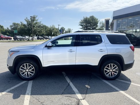 Used 2018 GMC Acadia SLE image 2
