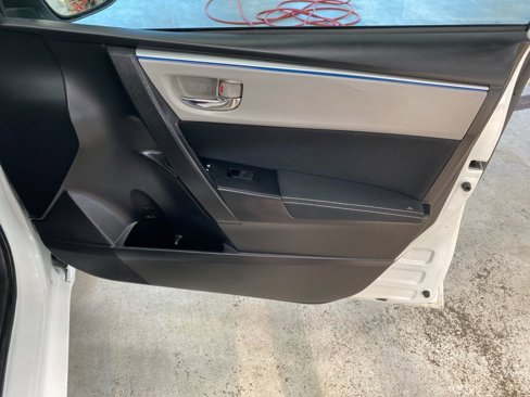 Used 2016 Toyota Corolla LE image 22