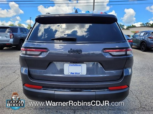Used 2023 Jeep Grand Cherokee L Laredo image 10