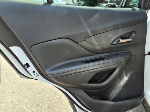 Used 2019 Buick Encore Preferred w/ Safety Package image 21