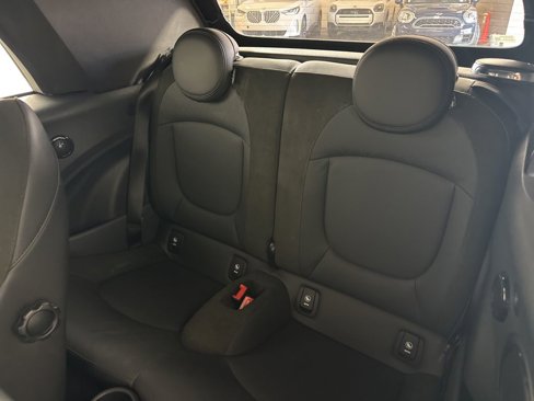 Certified 2022 MINI Cooper S image 25