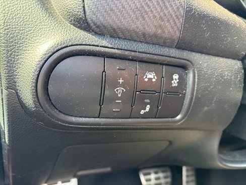 Used 2017 Kia Forte S w/ S Premium Package image 28