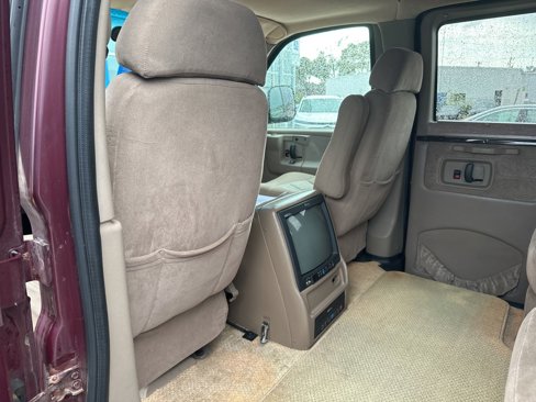 Used 2003 Chevrolet Express 1500 w/ Preferred Equipment Group 4 image 8