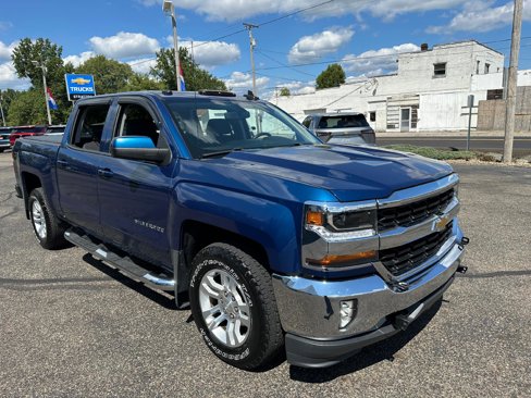 Used 2018 Chevrolet Silverado 1500 LT w/ All Star Edition image 3