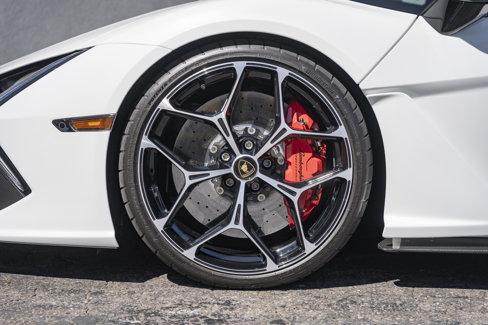 Used 2024 Lamborghini Revuelto image 23