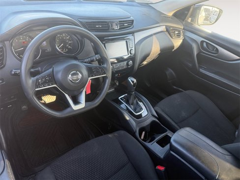 Used 2021 Nissan Rogue Sport S image 15