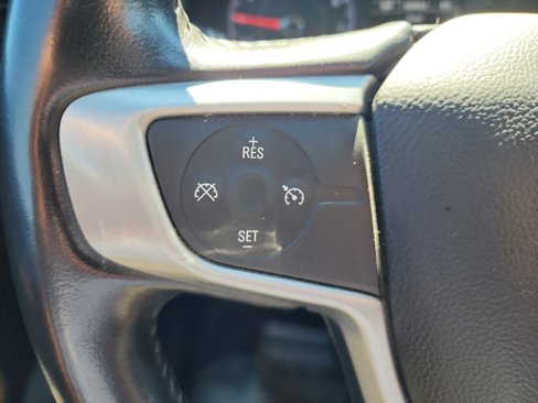 Used 2019 GMC Acadia SLE image 18