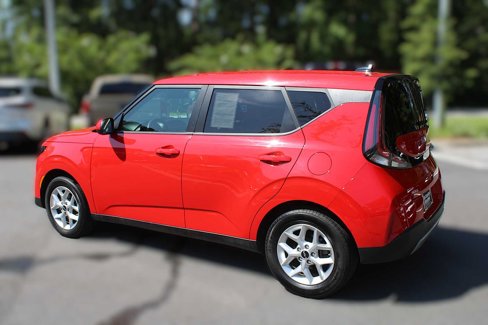 Certified 2023 Kia Soul LX w/ LX Technology Package image 6