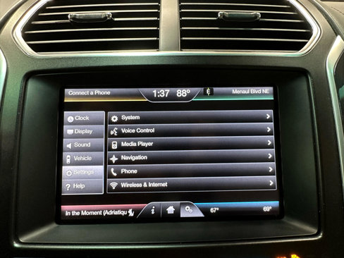 Used 2016 Ford Explorer Platinum image 52