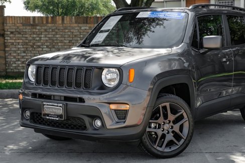 Used 2021 Jeep Renegade Latitude w/ Sun & Sound Group image 13
