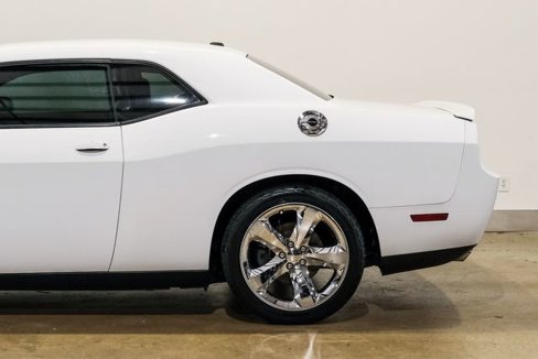 Used 2013 Dodge Challenger R/T image 36