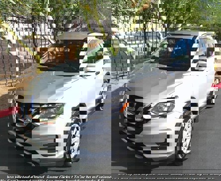 Used 2019 Nissan Rogue S image 3