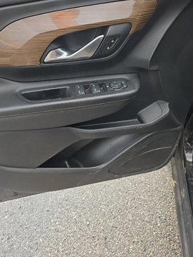 Used 2018 GMC Terrain SLE image 11