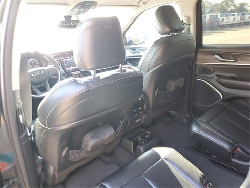 Used 2021 Jeep Grand Cherokee L Limited w/ MOPAR Finishing Package image 13