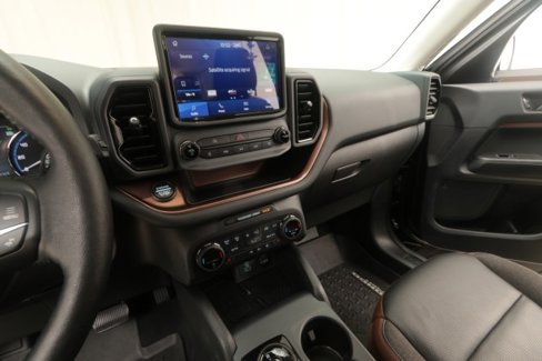 Used 2021 Ford Bronco Sport Outer Banks w/ Outer Banks Package (96D) image 45