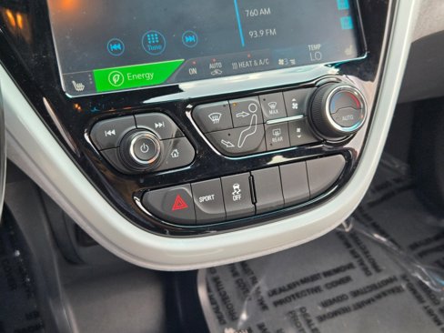 Used 2018 Chevrolet Bolt Premier w/ Driver Confidence II Package image 25