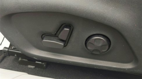 Used 2018 Jeep Compass Latitude w/ Popular Equipment Group image 18