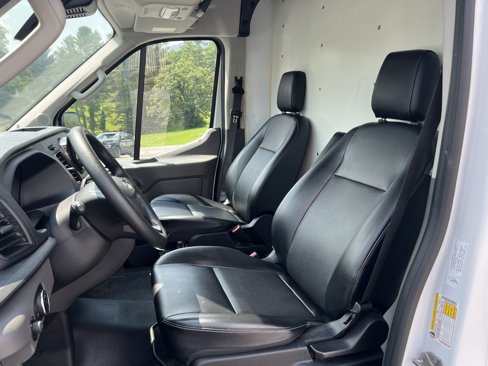 Used 2020 Ford Transit 250 Medium Roof w/ Load Area Protection Package image 9
